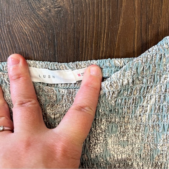 LUSH paisley top SZ MED - Picture 3 of 5